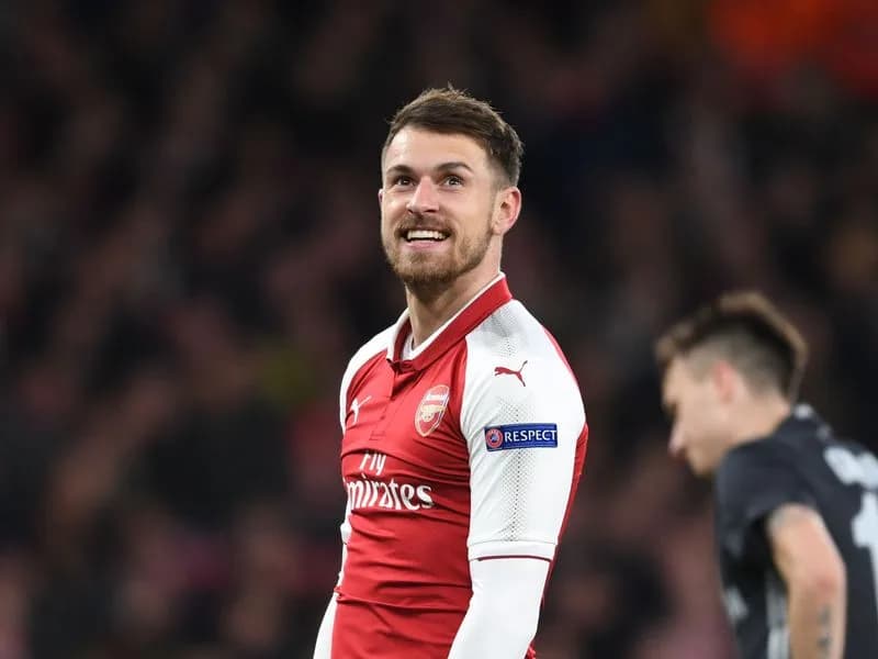 Aaron Ramsey raccroche les crampons : la fin d’une malédiction insolite pour les célébrités