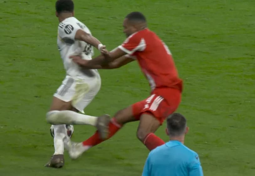 Arbeloa dénonce l'absence de carton rouge pour Tah sur Mbappé au Real Madrid-Bayern