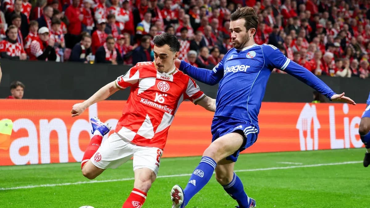 Strasbourg défie Mayence à la Meinau : Liénard promet une ambiance survoltée et une tournée générale