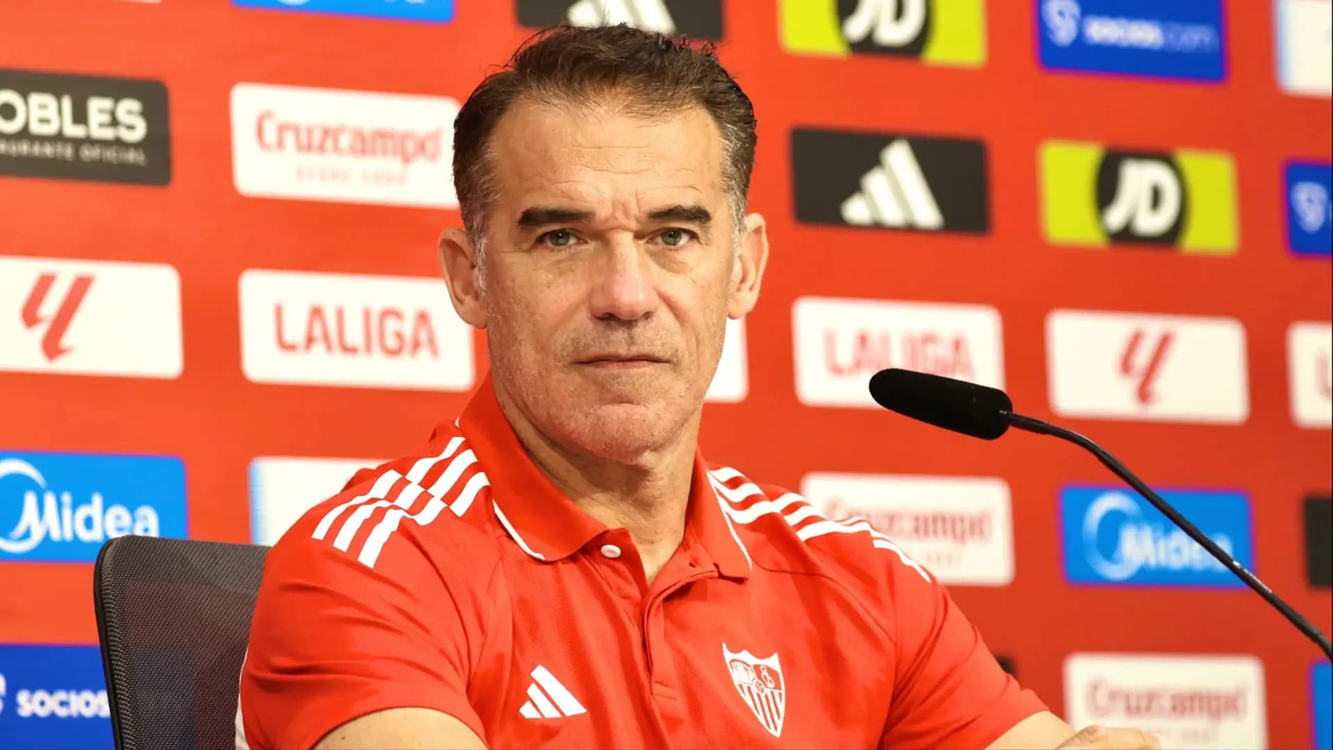 Luis García Plaza : ses réponses fermes face aux rumeurs de destitution au FC Séville en 2026